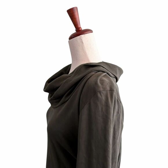 Indigenous Organic Fair Trade Fashion Size Large Olive Green Turtleneck Top - Picture 6 of 9